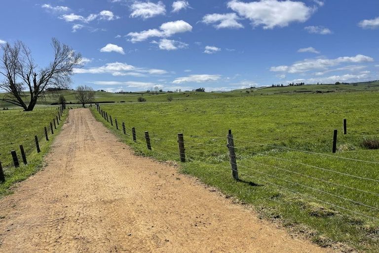Photo of property in 16 Mcrae Road, Otewa, Otorohanga, 3972