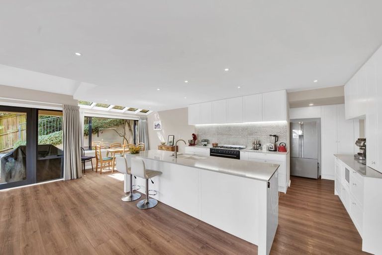 Photo of property in 20 Lucknow Place, Cashmere, Christchurch, 8022