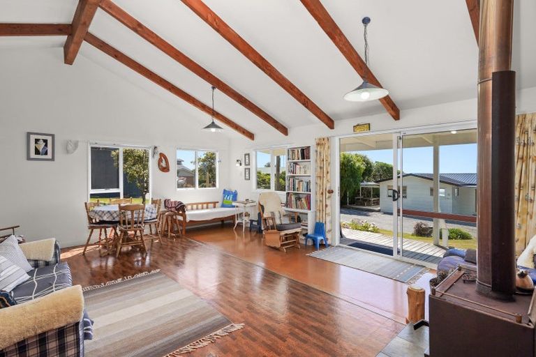 Photo of property in 3 Tainui Rise, Gore Bay, Cheviot, 7383