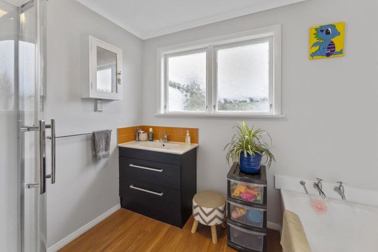 Photo of property in 29 Burn Street, Levin, 5510