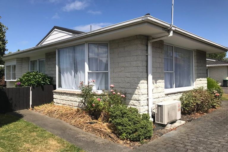 Photo of property in 1/9 Nortons Road, Avonhead, Christchurch, 8042