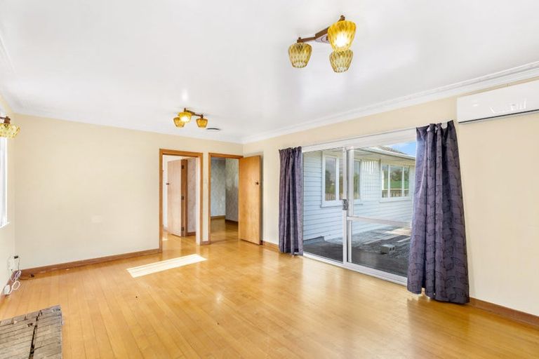 Photo of property in 20 Stokes Avenue, Te Atatu Peninsula, Auckland, 0610