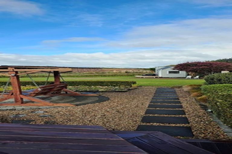 Photo of property in 23 Jenny Lane, Waiuku, 2123