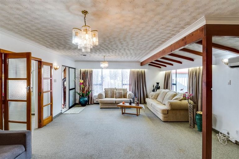 Photo of property in 319 Kennedy Road, Onekawa, Napier, 4110