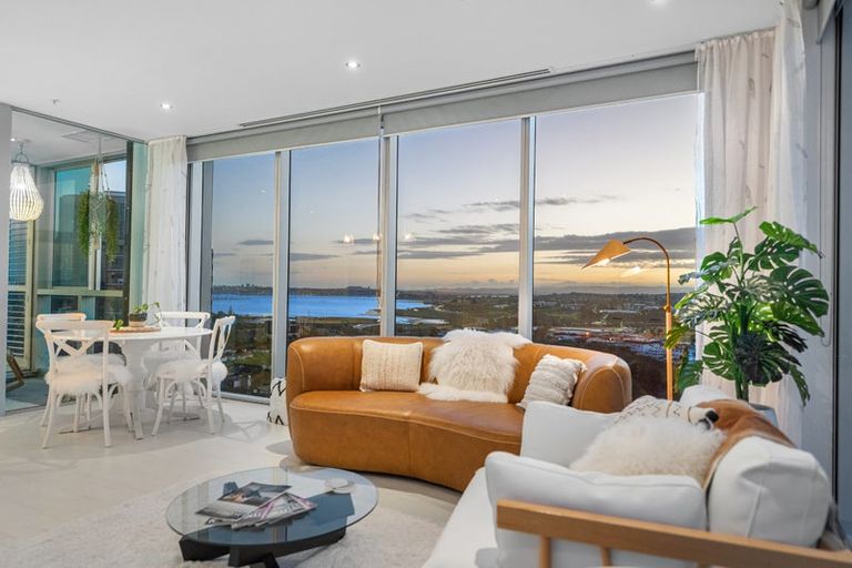 Photo of property in Sentinel Apartments, 1604/3 Northcroft Street, Takapuna, Auckland, 0622