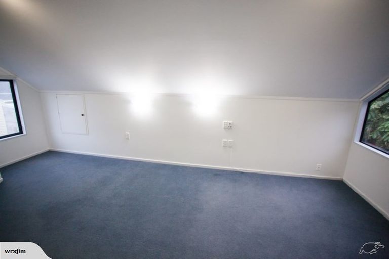 Photo of property in 63a Randwick Crescent, Moera, Lower Hutt, 5010