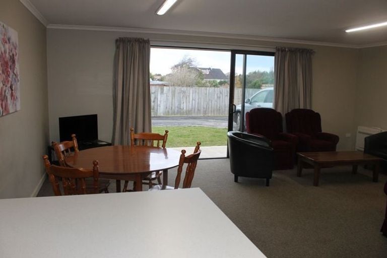 Photo of property in 216a-d Nelson Street, Strathern, Invercargill, 9812