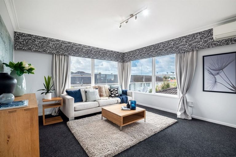 Photo of property in 3/5 Gordon Avenue, Forrest Hill, Auckland, 0620