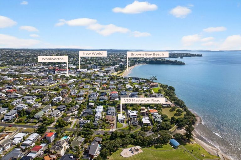Photo of property in 1/50 Masterton Road, Rothesay Bay, Auckland, 0630