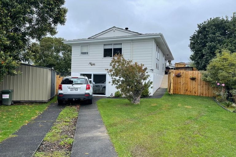 Photo of property in 24 Meilland Place, Glen Eden, Auckland, 0602