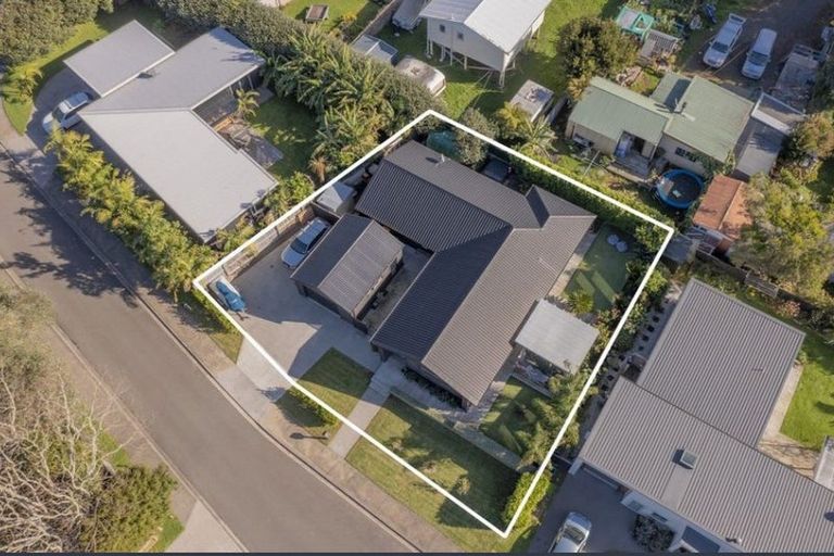 Photo of property in 3 Summer Lane, Tairua, 3508