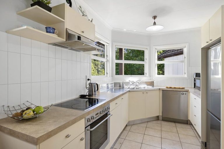 Photo of property in 35 Plympton Street, Brooklands, New Plymouth, 4310