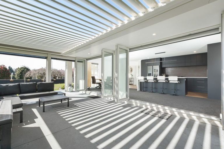 Photo of property in 2 Gleneagles Drive, Aongatete, Katikati, 3178