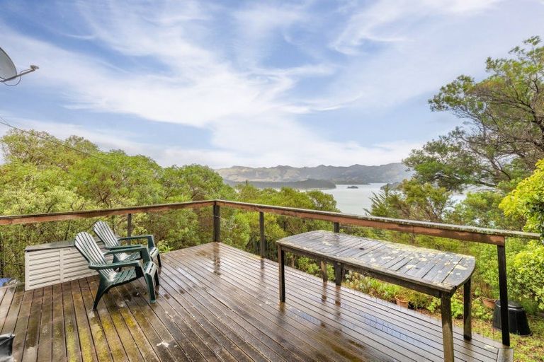 Photo of property in 56 Bayview Road, Charteris Bay, Governors Bay, 8971