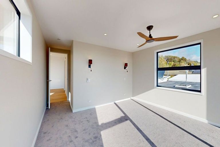 Photo of property in 39 Kotare Street, Waikanae, 5036