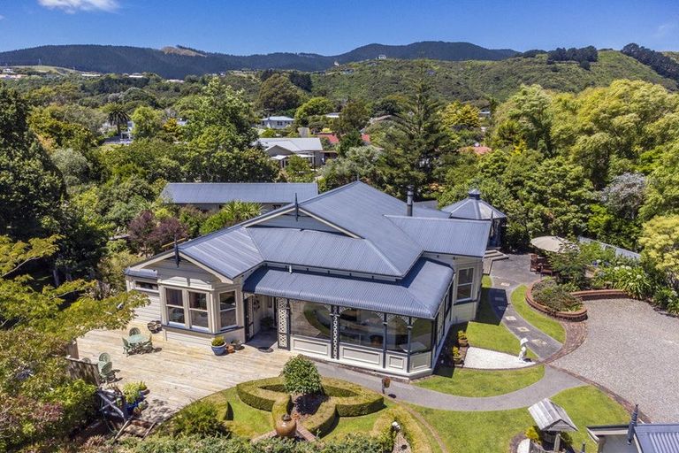 Photo of property in 16 Rata Road, Raumati Beach, Paraparaumu, 5032