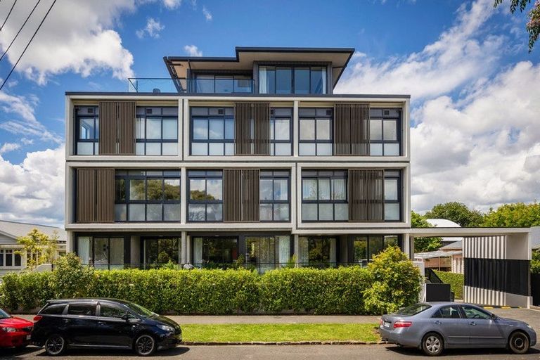Photo of property in 104/9 Walmer Road, Point Chevalier, Auckland, 1022