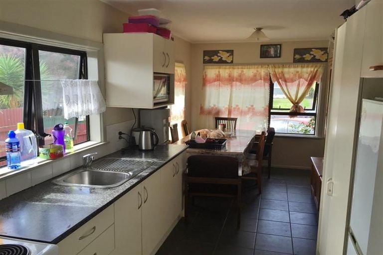 Photo of property in 8 Leslie Place, Otara, Auckland, 2023
