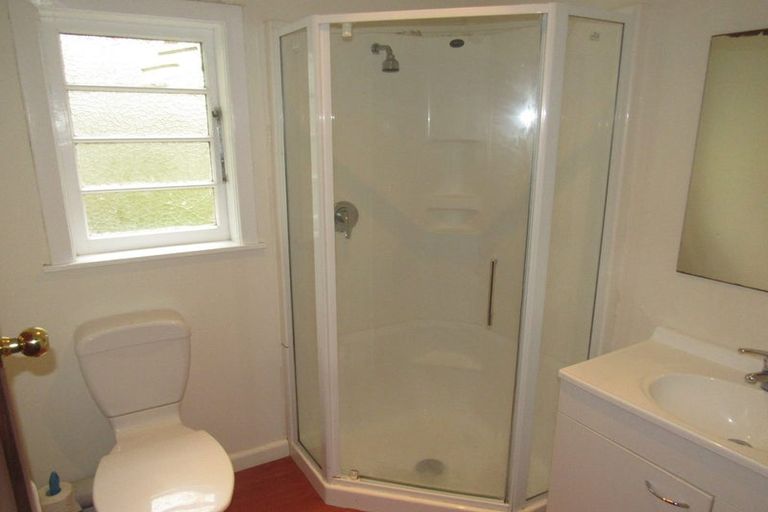 Photo of property in 90 Raroa Road, Aro Valley, Wellington, 6012