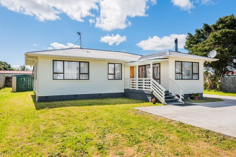 Photo of property in 6 Clark Street, Manurewa, Auckland, 2102
