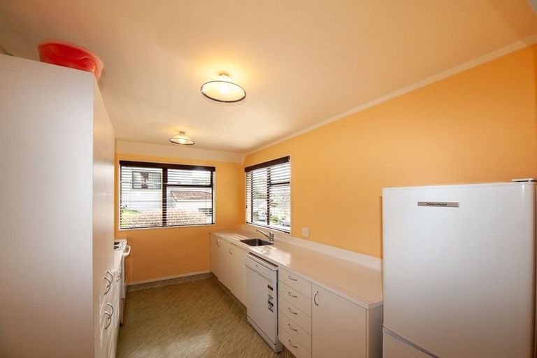 Photo of property in 2/46 Wingfield Place, Churton Park, Wellington, 6037