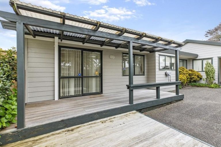 Photo of property in 2/129 Coronation Road, Papatoetoe, Auckland, 2025