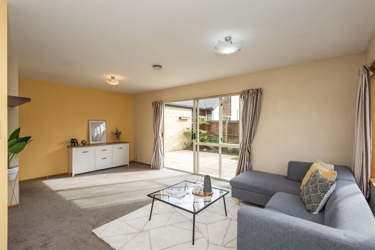 Photo of property in 60b Halswell Road, Hillmorton, Christchurch, 8025