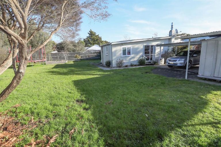 Photo of property in 14 Charles Road, Hannahs Bay, Rotorua, 3010