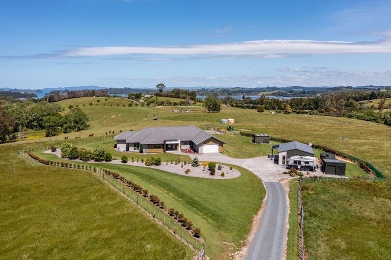 Photo of property in 15 Magnolia Tree Way, Kerikeri, 0294