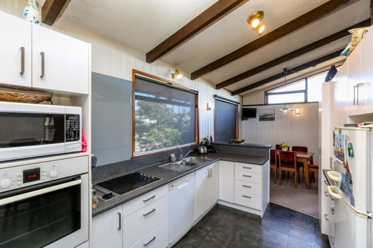 Photo of property in 37 Northgate, Strandon, New Plymouth, 4312