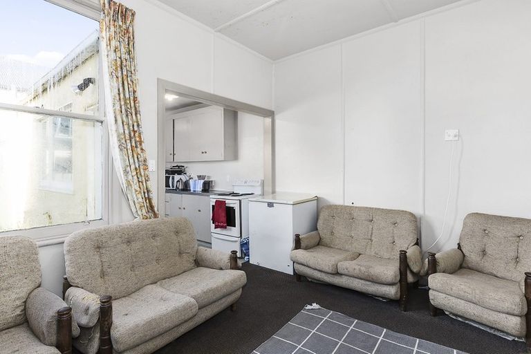 Photo of property in 824 Cumberland Street, North Dunedin, Dunedin, 9016