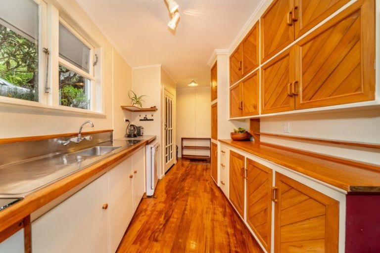 Photo of property in 196 Park Road, Belmont, Lower Hutt, 5010