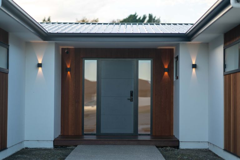 Photo of property in 4 Barker Place, Waikiwi, Invercargill, 9810