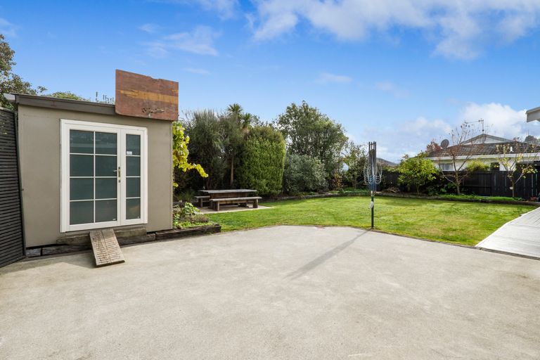 Photo of property in 17 Towai Street, Stoke, Nelson, 7011