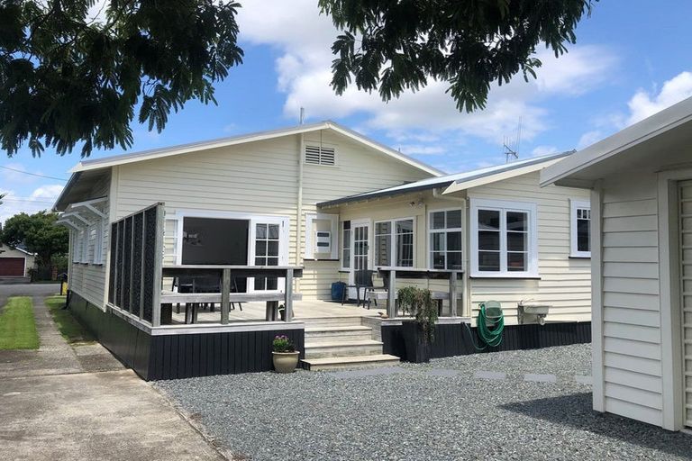 Photo of property in 7 Shortland Street, Regent, Whangarei, 0112