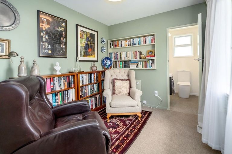 Photo of property in 22 Mahupuku Street, Greytown, 5712