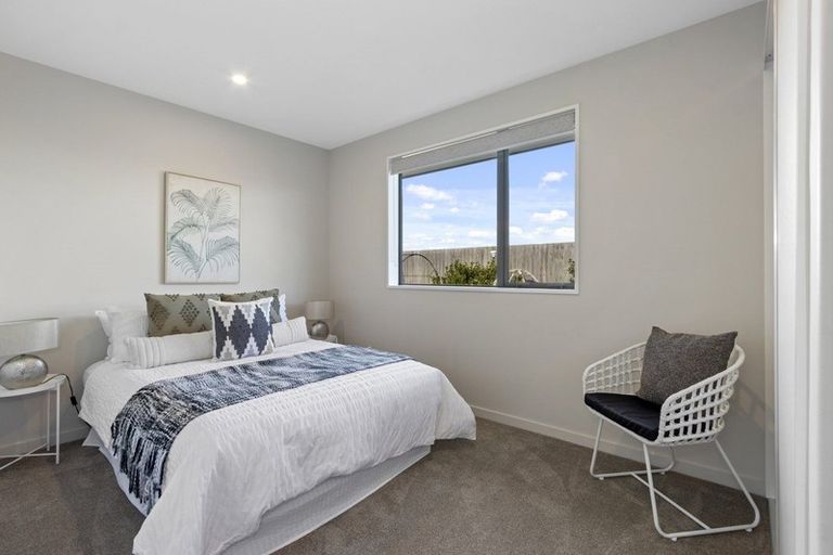 Photo of property in 18 Little Gem Road, Hornby, Christchurch, 8025