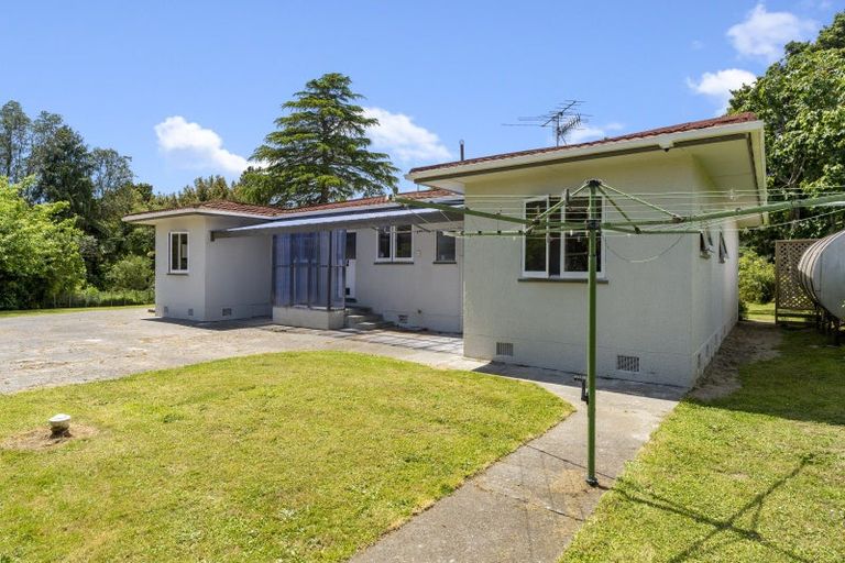 Photo of property in 311 Rahui Road, Otaki, 5583