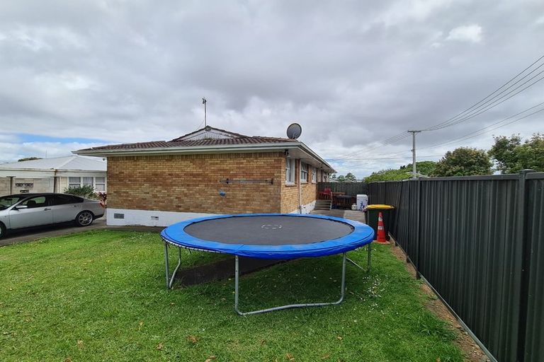 Photo of property in 2/52 Tennessee Avenue, Mangere East, Auckland, 2024