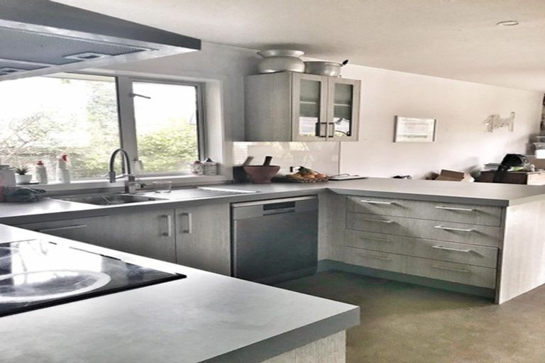 Photo of property in 19 Palmside Street, Somerfield, Christchurch, 8024