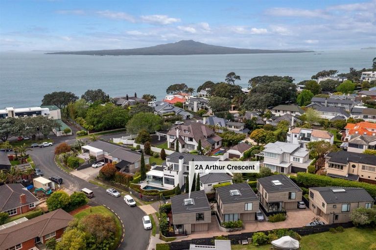 Photo of property in 2a Arthur Crescent, Hauraki, Auckland, 0622