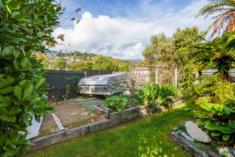 Photo of property in 17 Towai Street, Stoke, Nelson, 7011