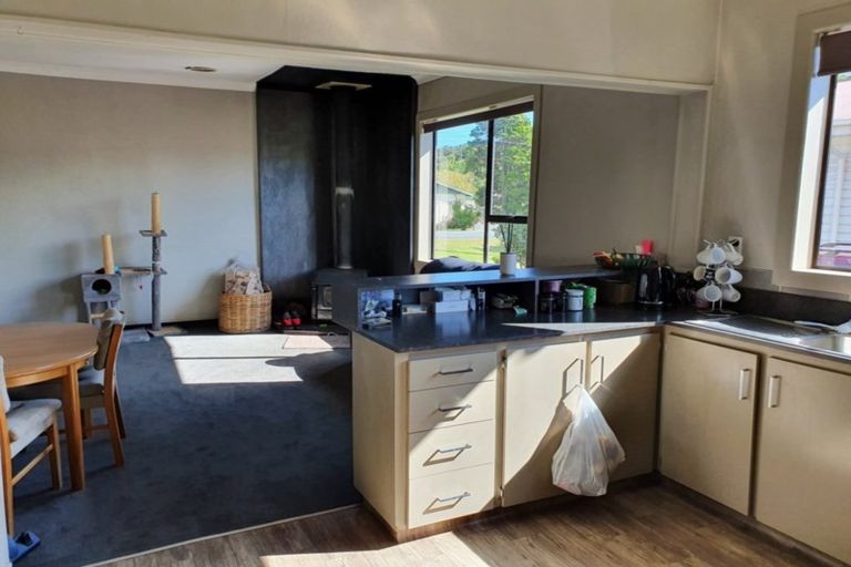 Photo of property in 32 Inverness Street, Dunollie, Runanga, 7803