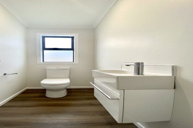 Photo of property in 29 Cynisca Crescent, Wallaceville, Upper Hutt, 5018