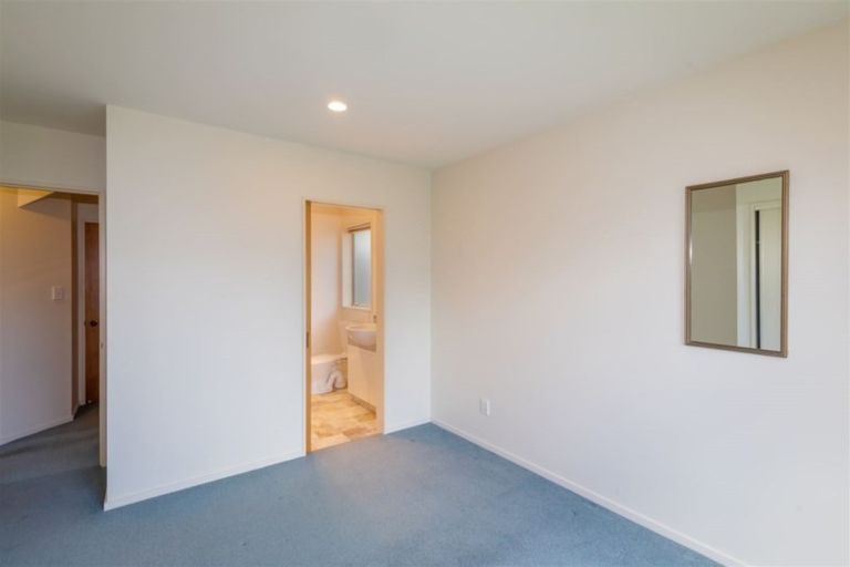 Photo of property in 147 Blighs Road, Strowan, Christchurch, 8052