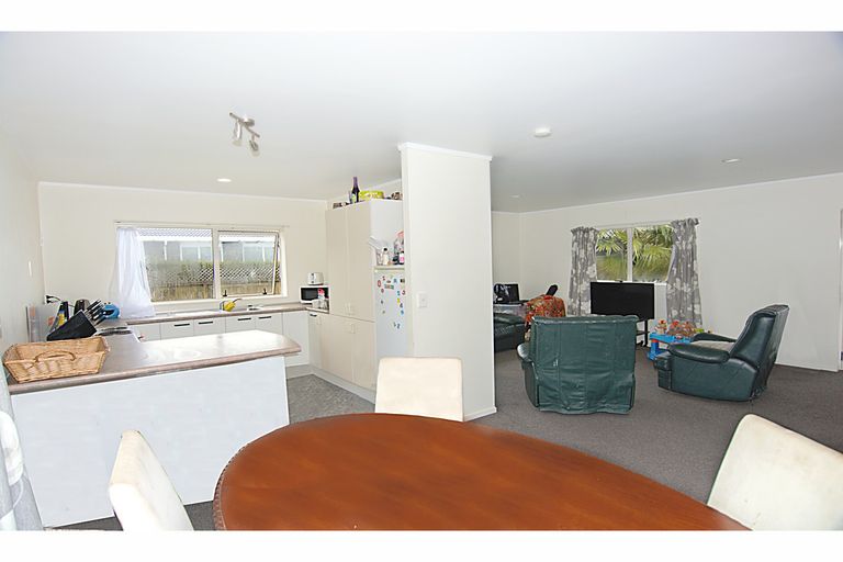 Photo of property in 1 Riverside Drive, Waiuku, 2123