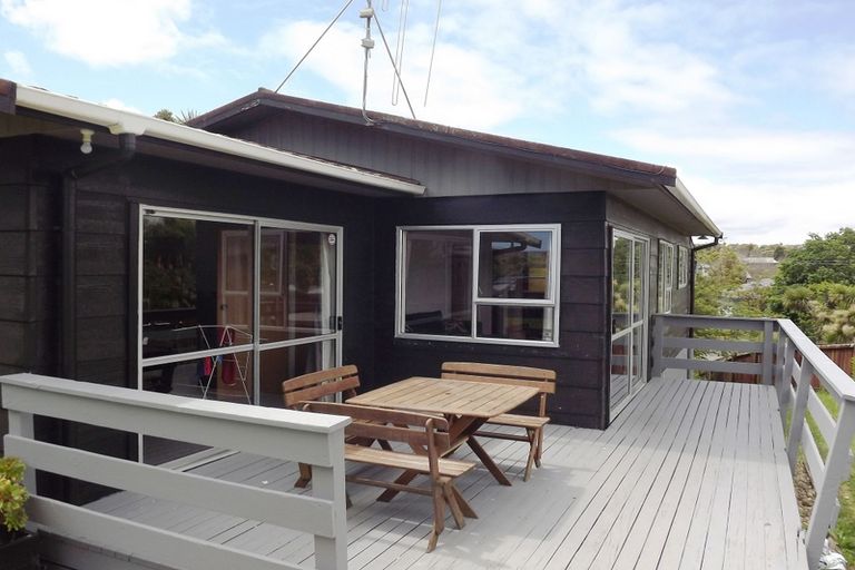 Photo of property in 19 Simon Road, Raglan, 3225
