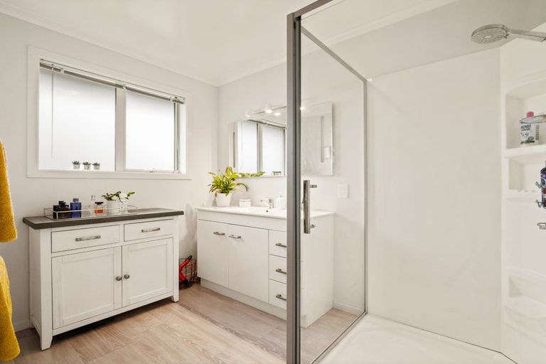 Photo of property in 51 Silver Springs Boulevard, Mosgiel, 9024