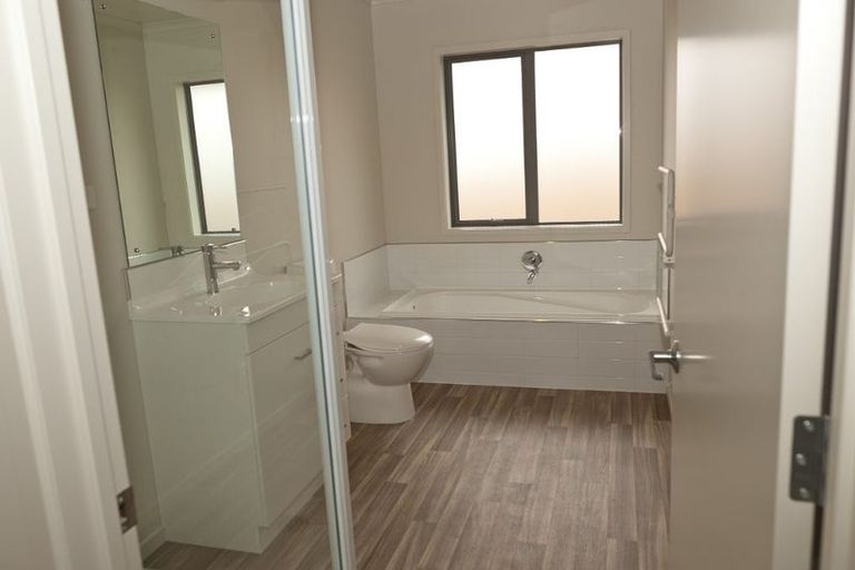 Photo of property in 13 Rossall Crescent, Rolleston, 7615