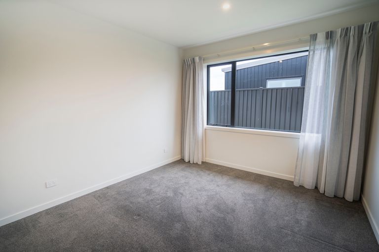 Photo of property in 4 Barker Place, Waikiwi, Invercargill, 9810